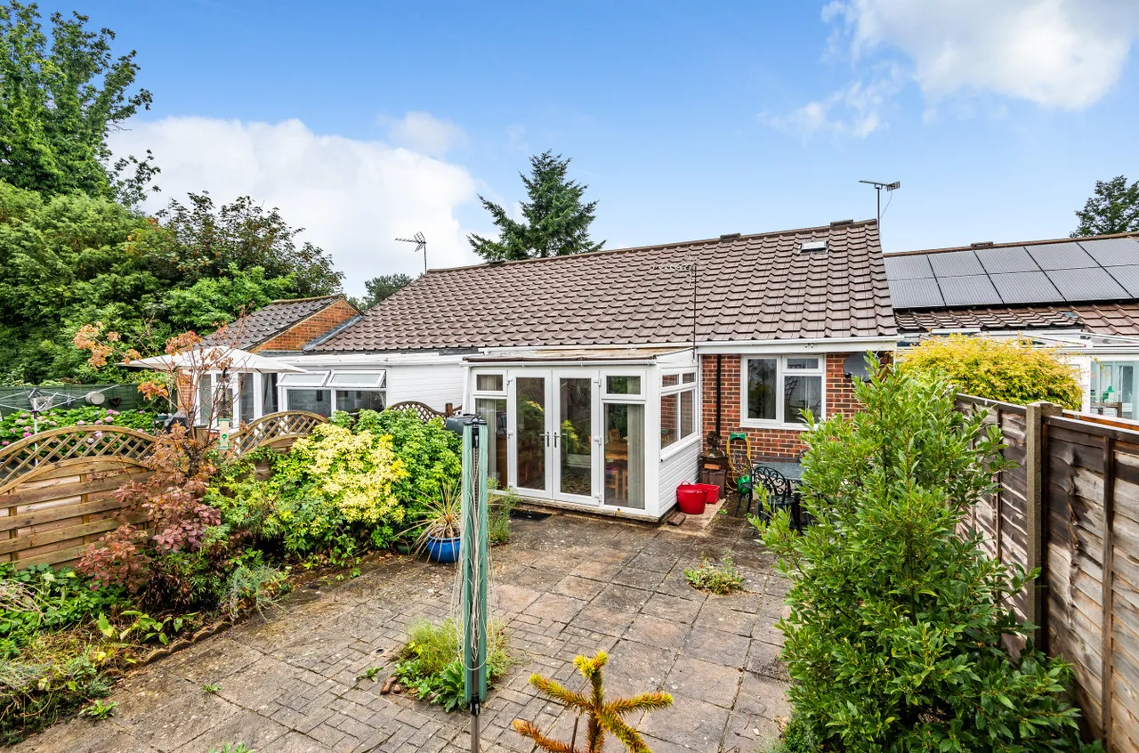Lemon Grove, Whitehill, Bordon, Hampshire, GU35 9BE, photo 14