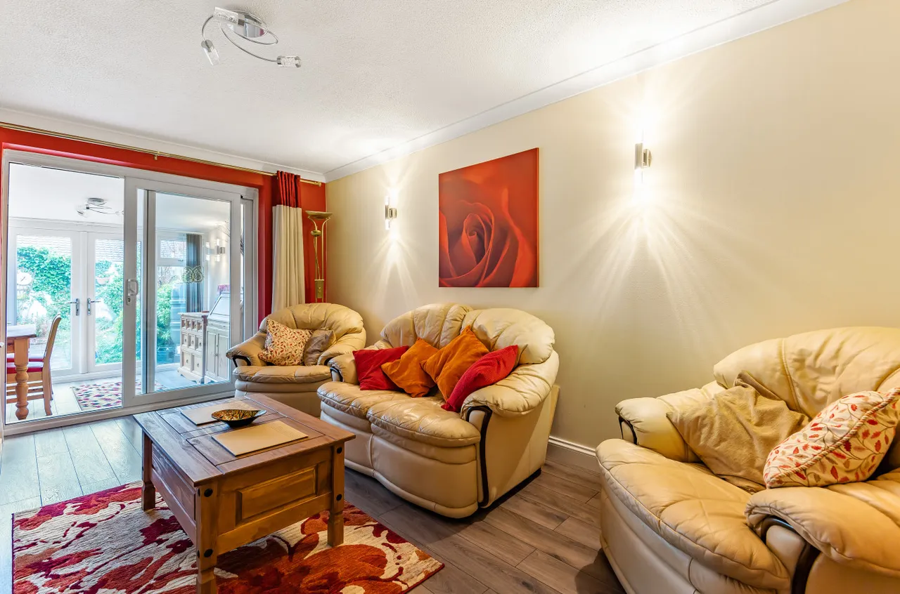 Lemon Grove, Whitehill, Bordon, Hampshire, GU35 9BE, photo 13