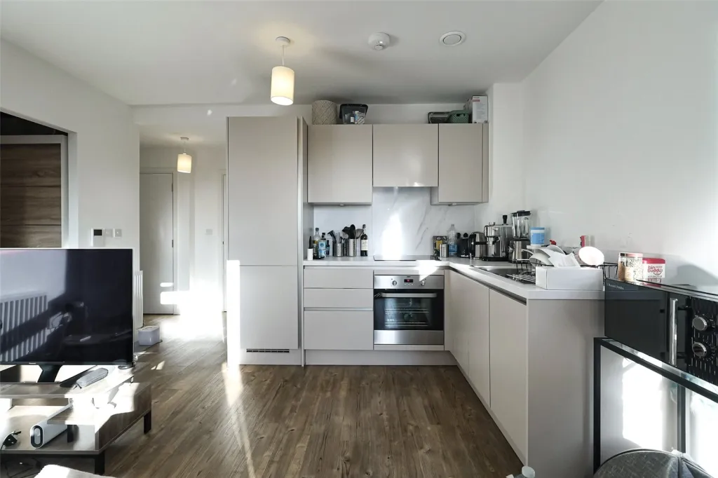 Ron Leighton Way, East Ham, E6, photo 12