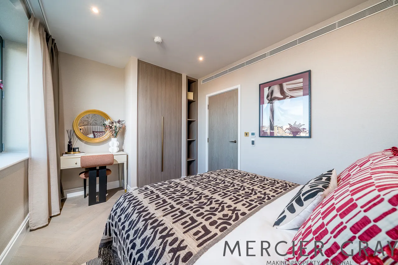 Chalk Farm Road, Primrose Hill, NW1, photo 15