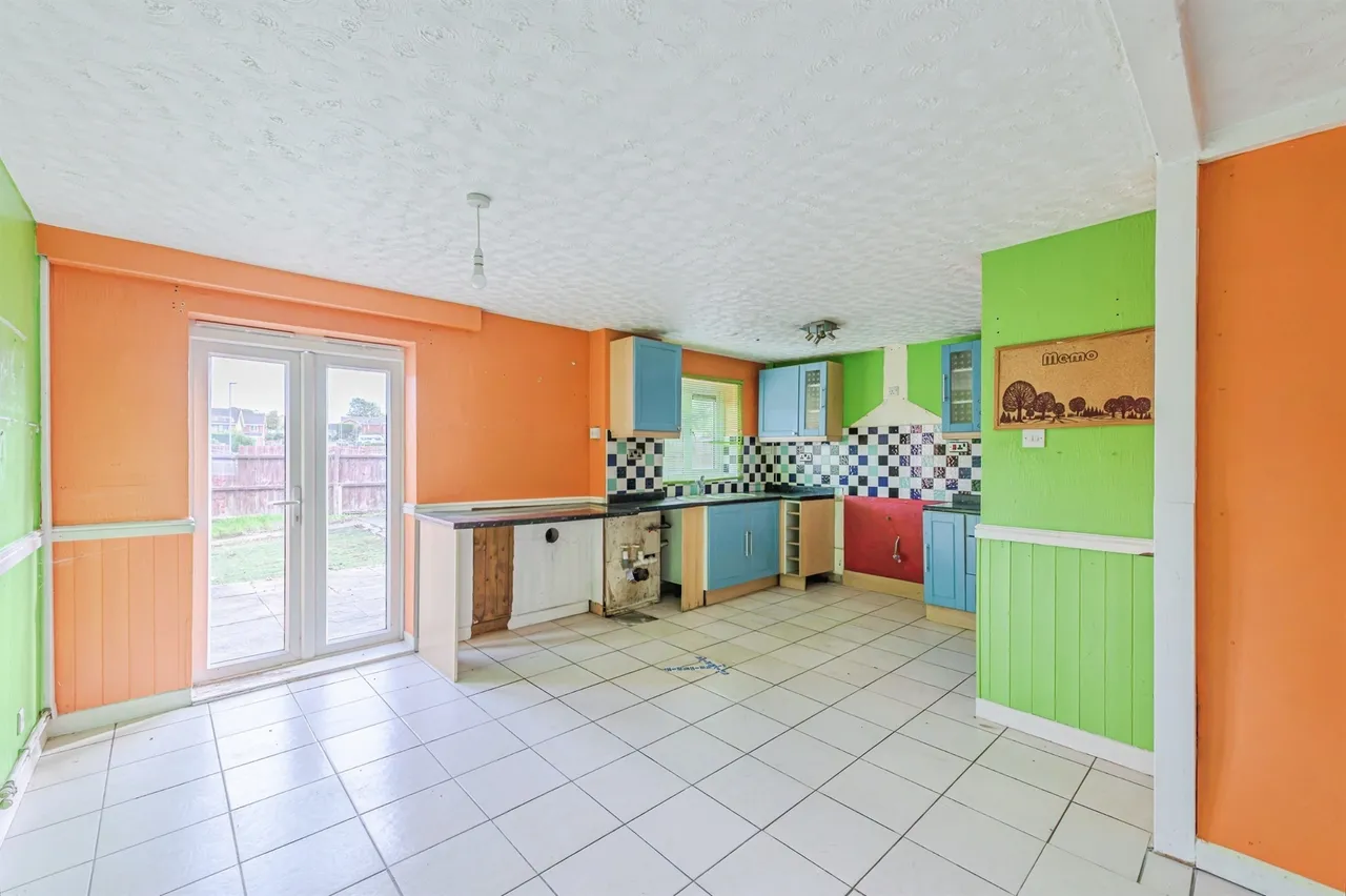 Abelia, Amington, B77, photo 4
