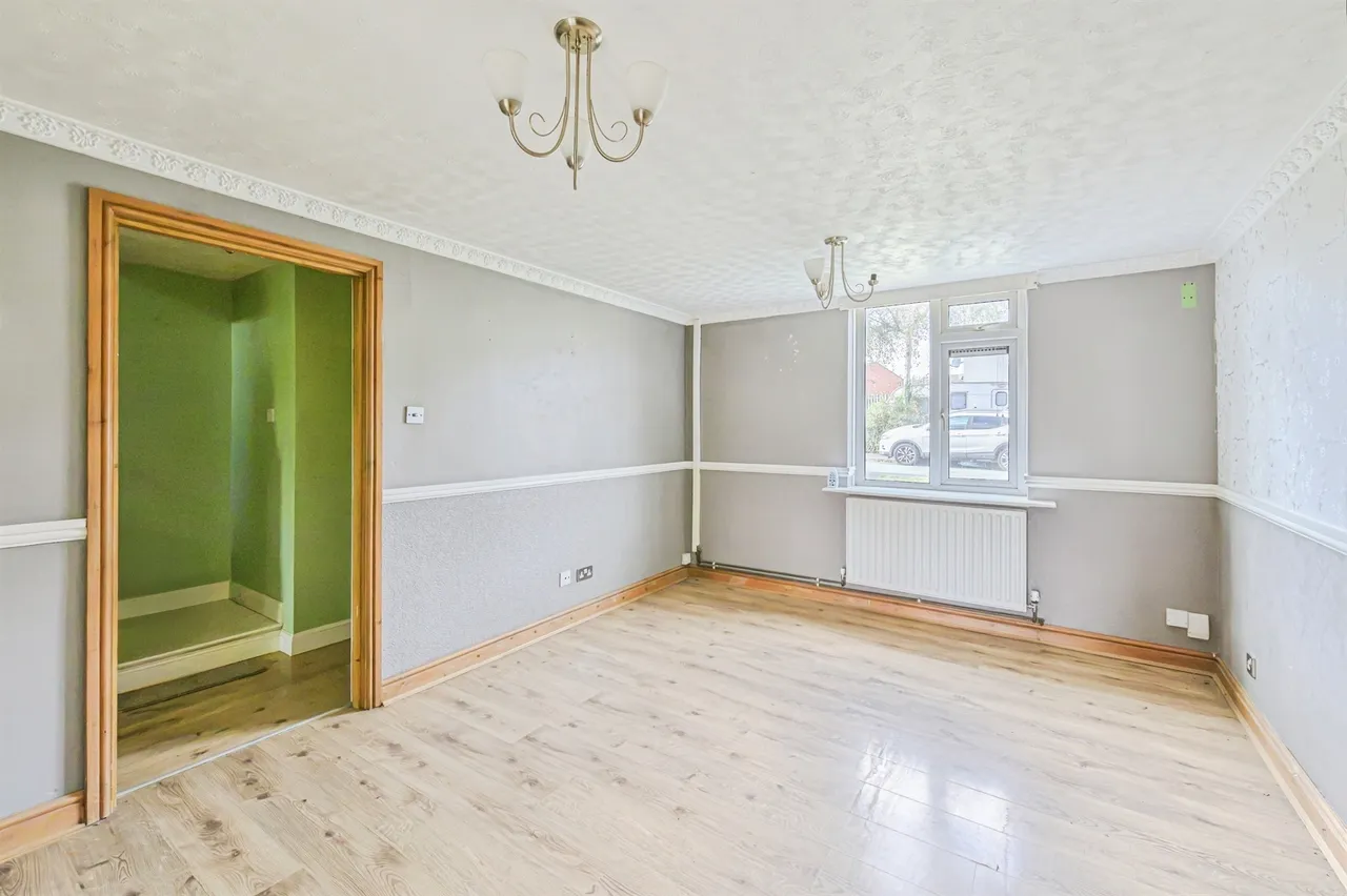 Abelia, Amington, B77, photo 6