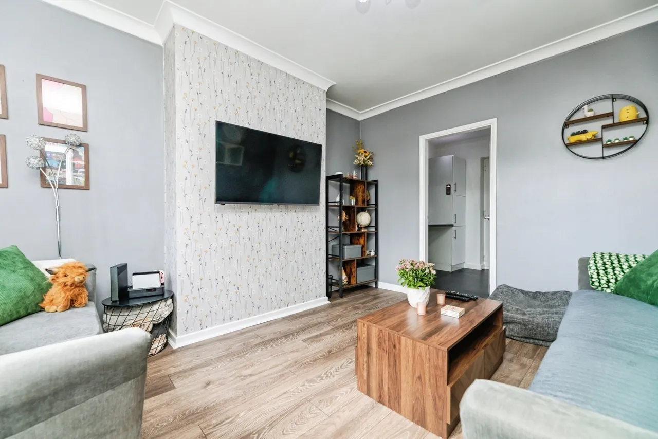 Halliwell Crescent, Sheffield, S5, photo 3