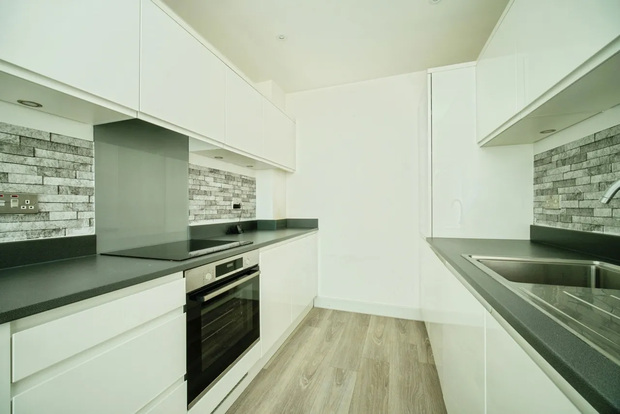 The Ring, Bracknell, RG12, photo 9
