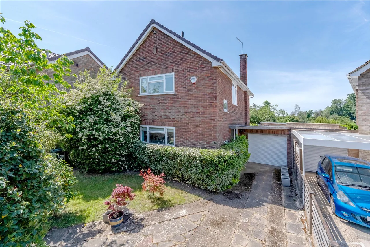 Kenton Avenue, Sunbury, TW16 5AS, photo 20