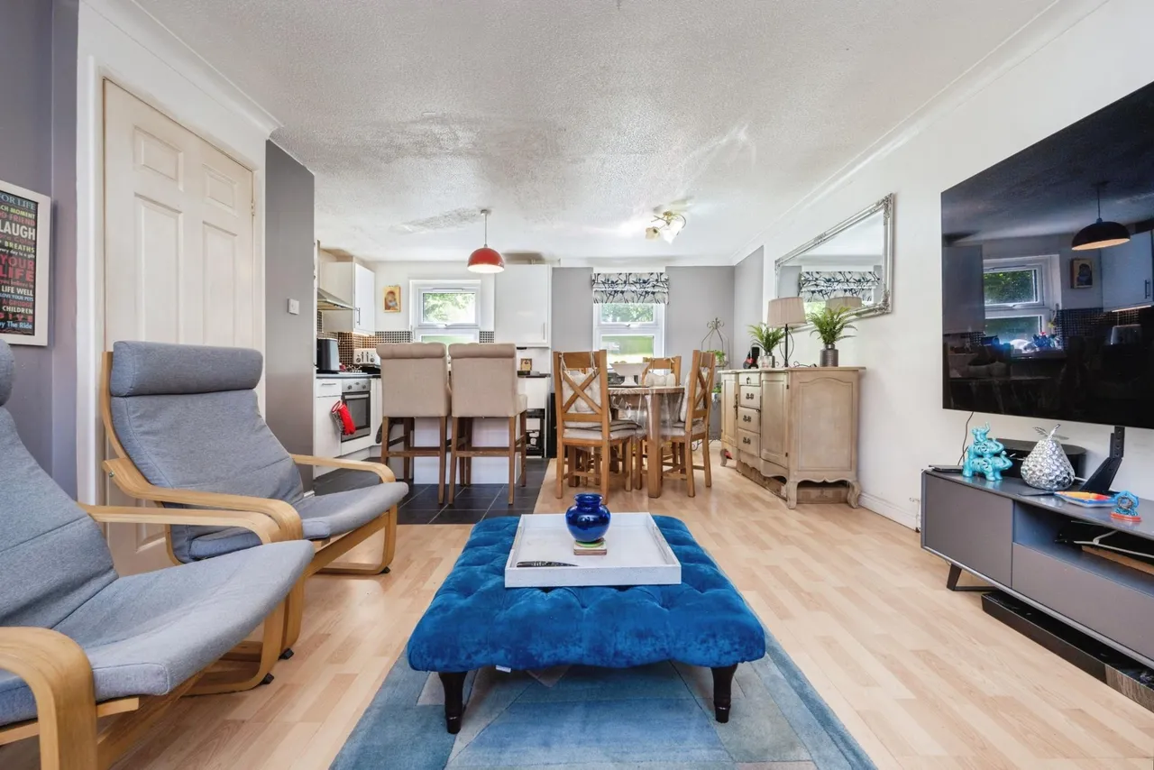 Ashburnham Road, Bedford, MK40, photo 3