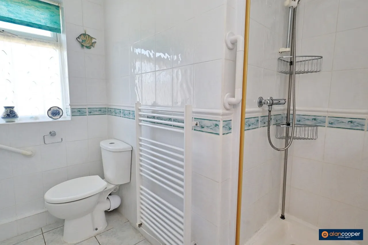 Coniston Court, St Nicolas Park, CV11, photo 18