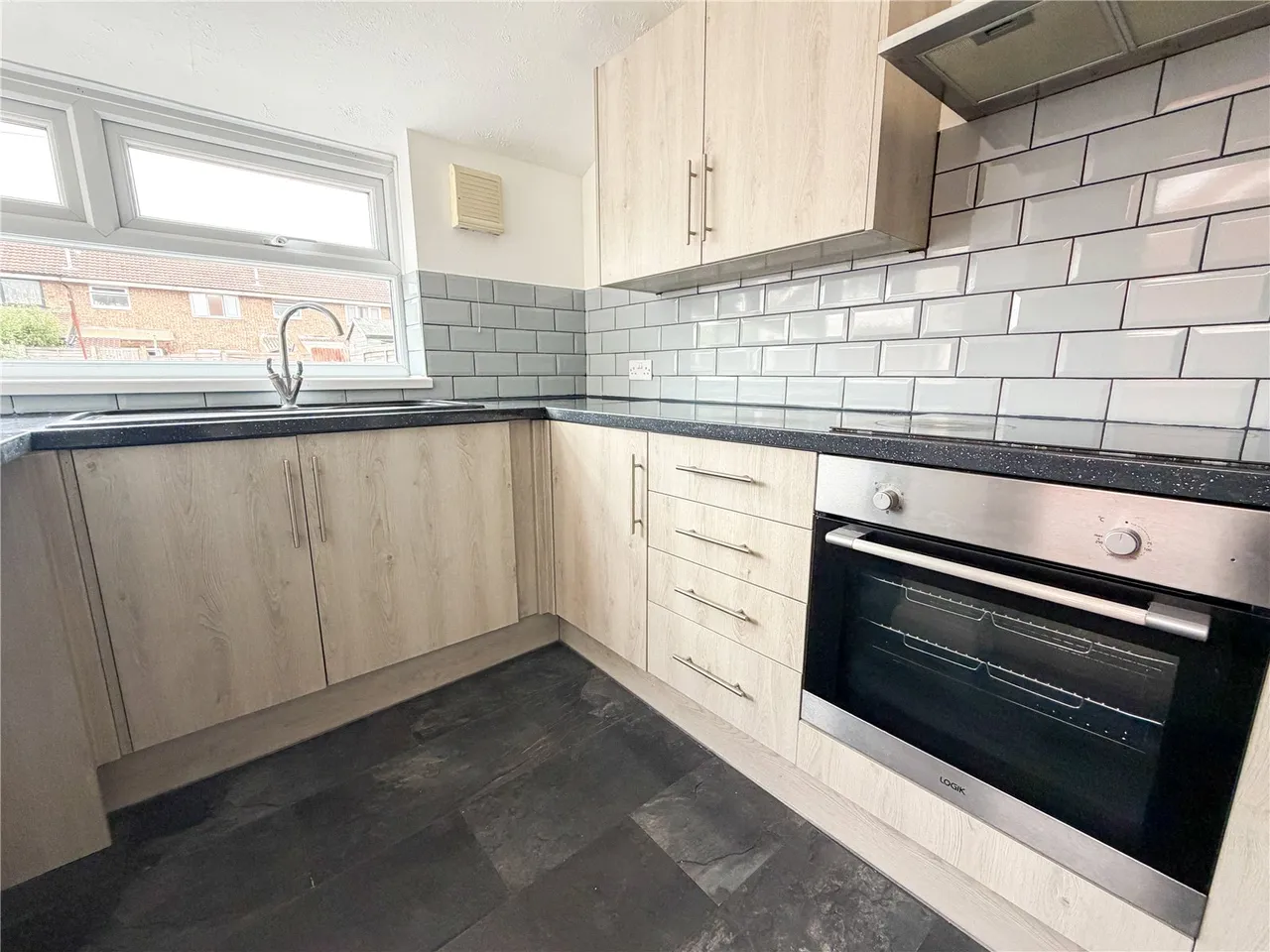 Burnham Road, Highbridge, TA9, photo 8