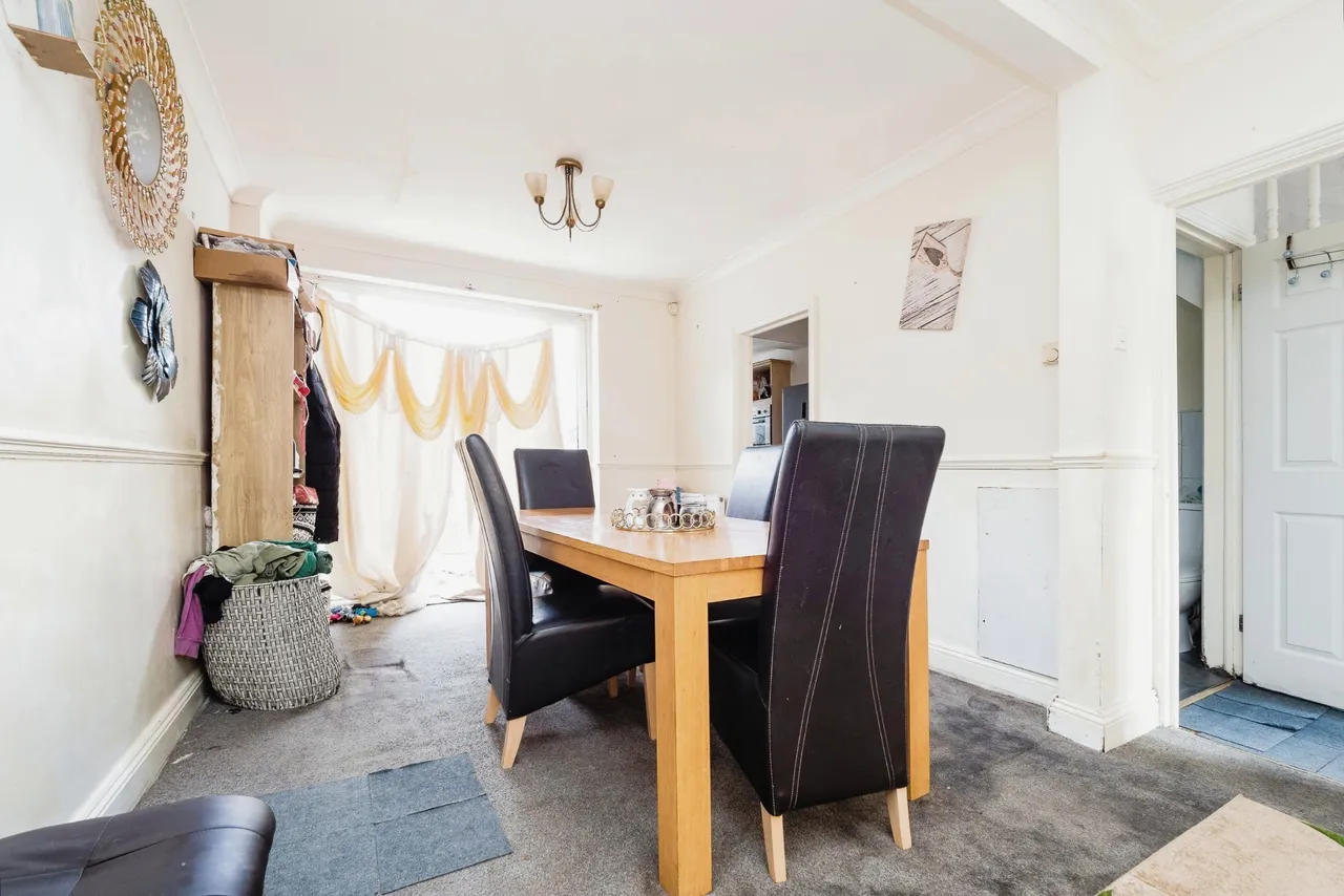 Ford Lane, South Hornchurch, RM13, photo 9