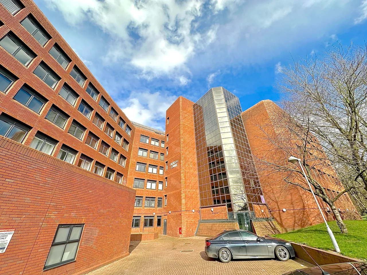 2 bed flat to rent, Church Street, Wolverhampton, WV2