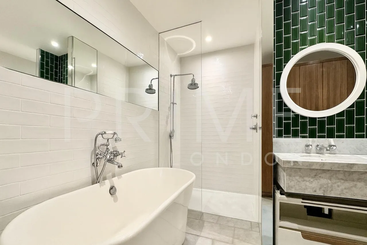 New Union Square, Embassy Gardens, SW11, photo 5