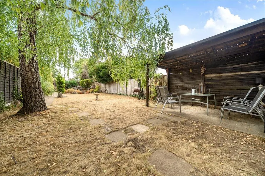 Bath Road, Taplow, SL6, photo 15
