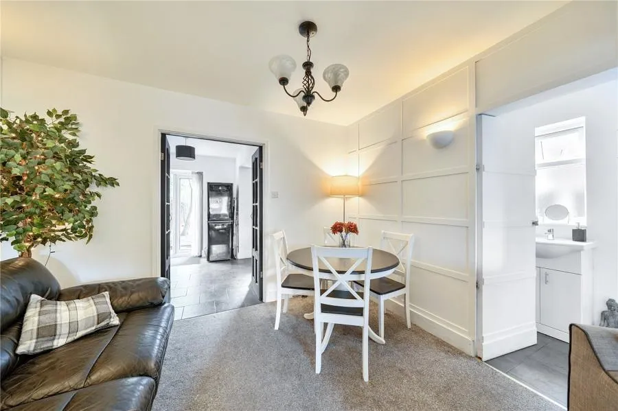 Bath Road, Taplow, SL6, photo 19