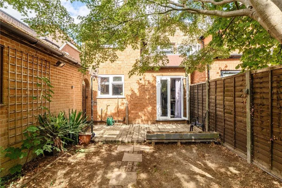 Bath Road, Taplow, SL6, photo 9