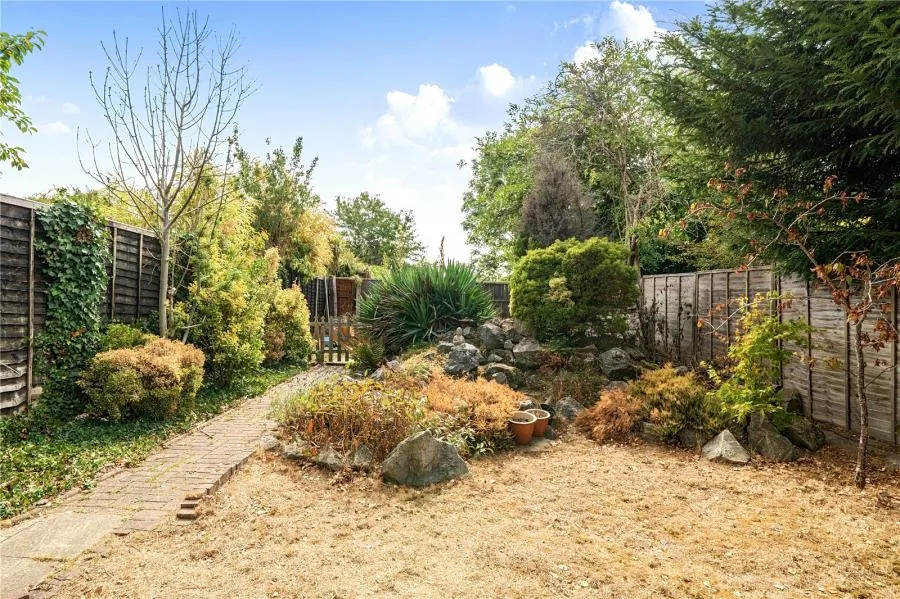 Bath Road, Taplow, SL6, photo 11