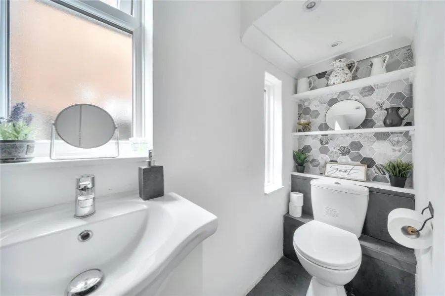 Bath Road, Taplow, SL6, photo 21