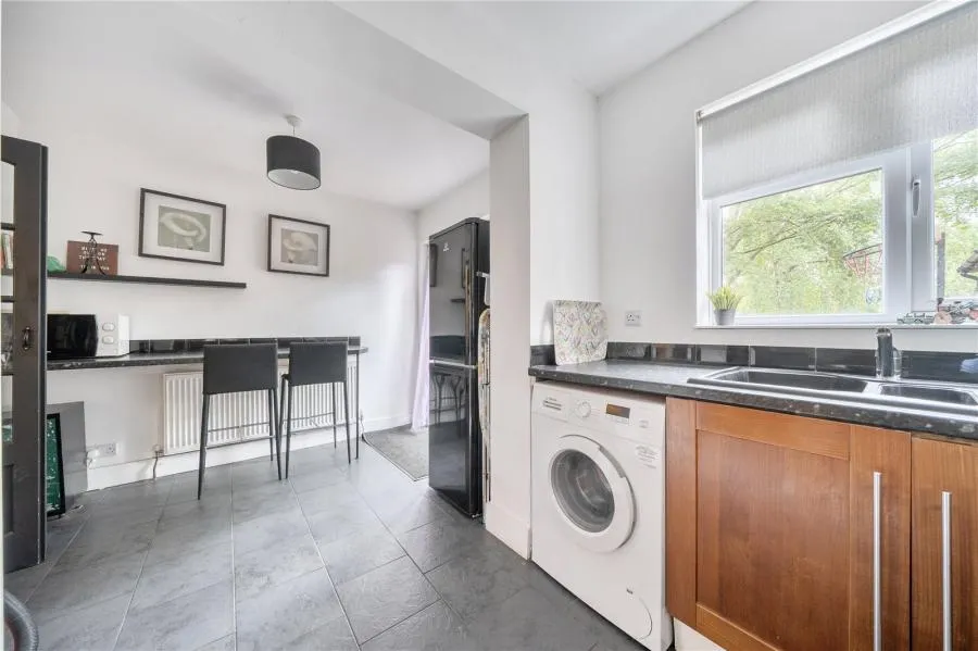 Bath Road, Taplow, SL6, photo 23