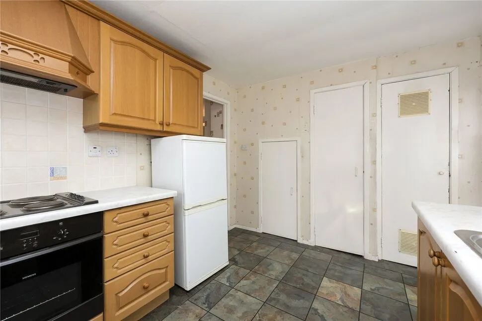Ivy Grove, Methilhill, KY8, photo 12