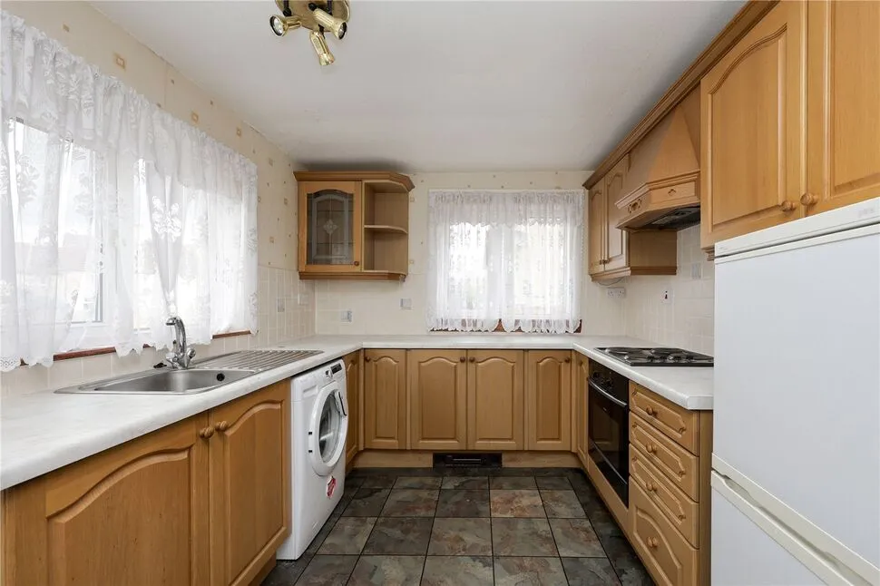 Ivy Grove, Methilhill, KY8, photo 10
