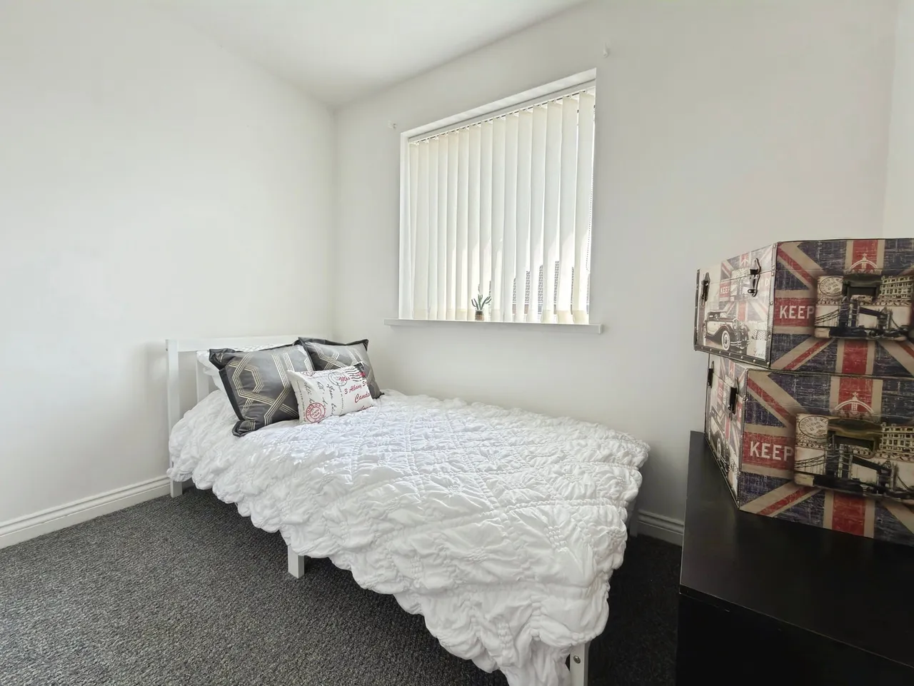 Nicholas Court, Gorseinon, photo 22
