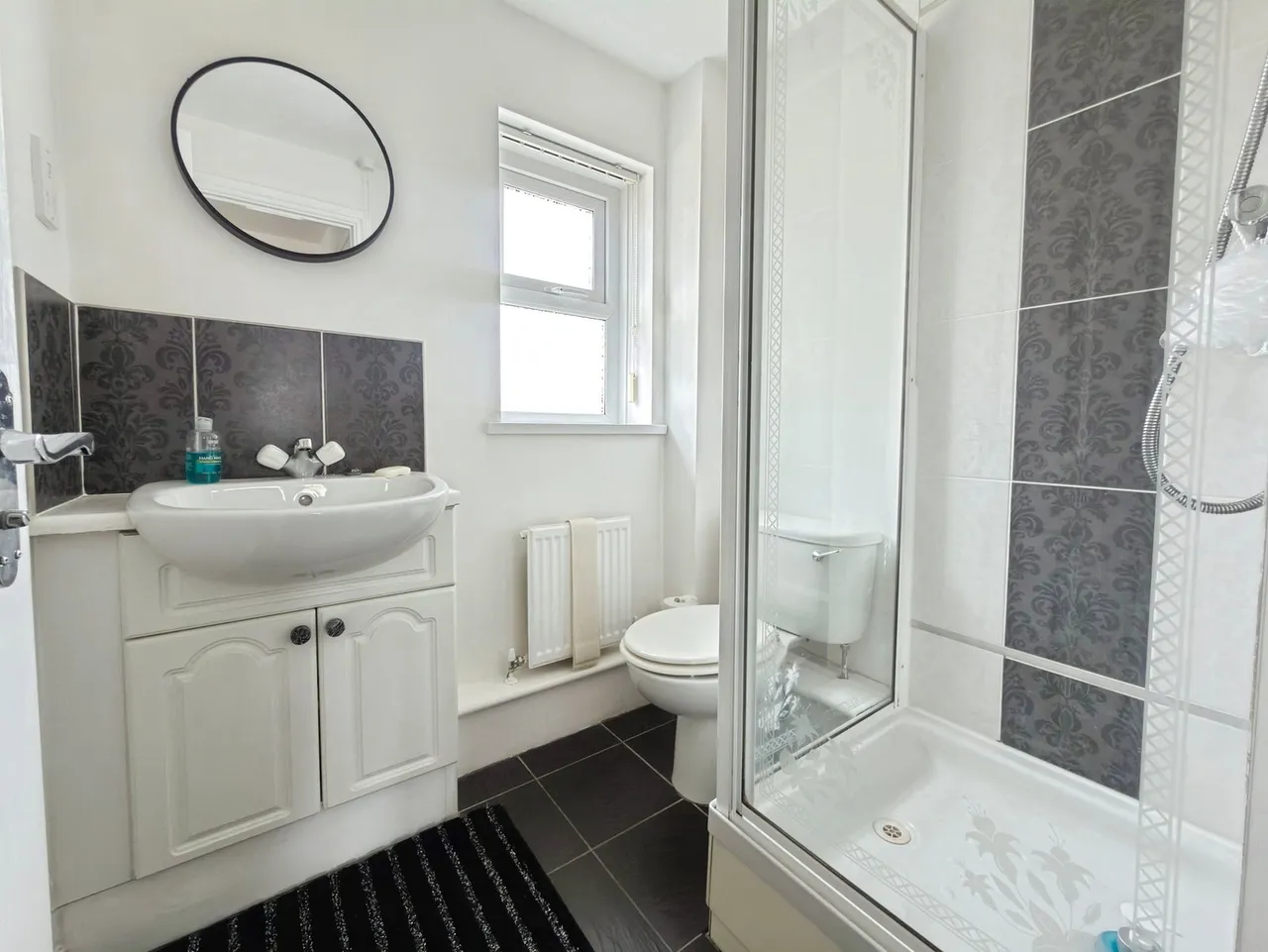Nicholas Court, Gorseinon, photo 18