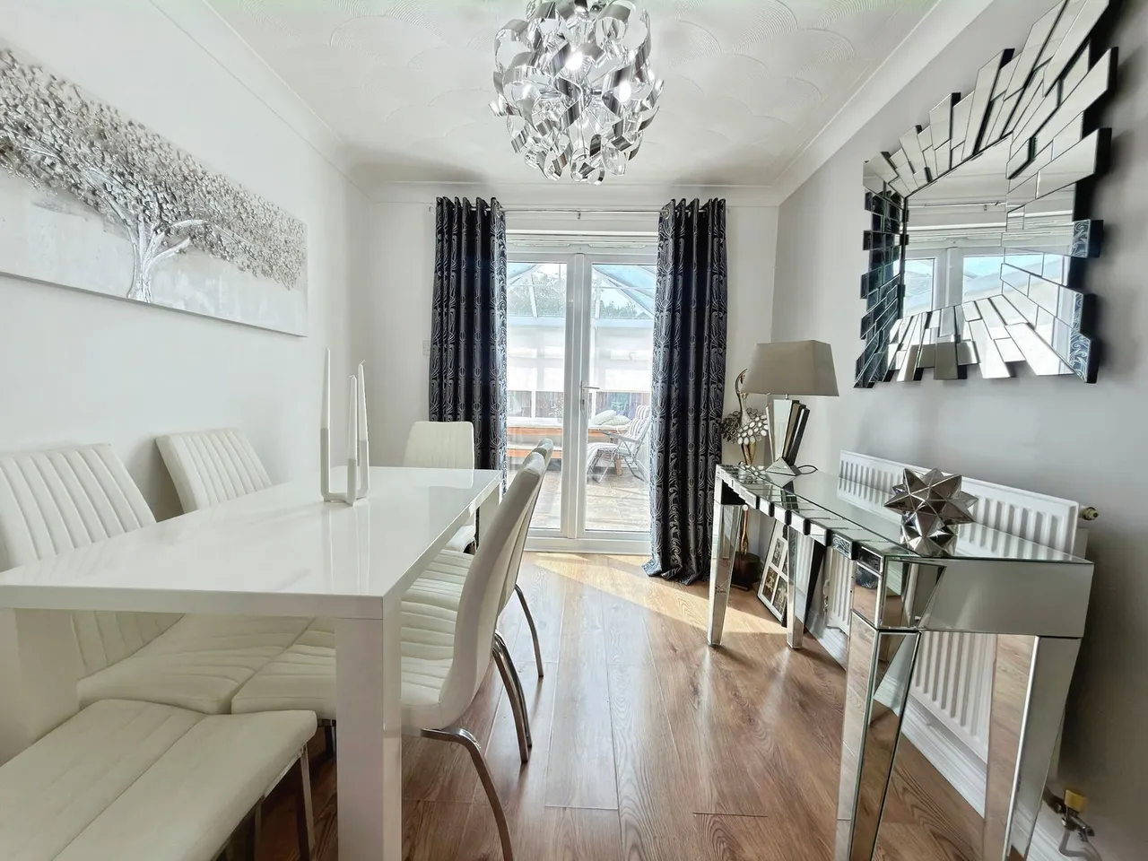Nicholas Court, Gorseinon, photo 8
