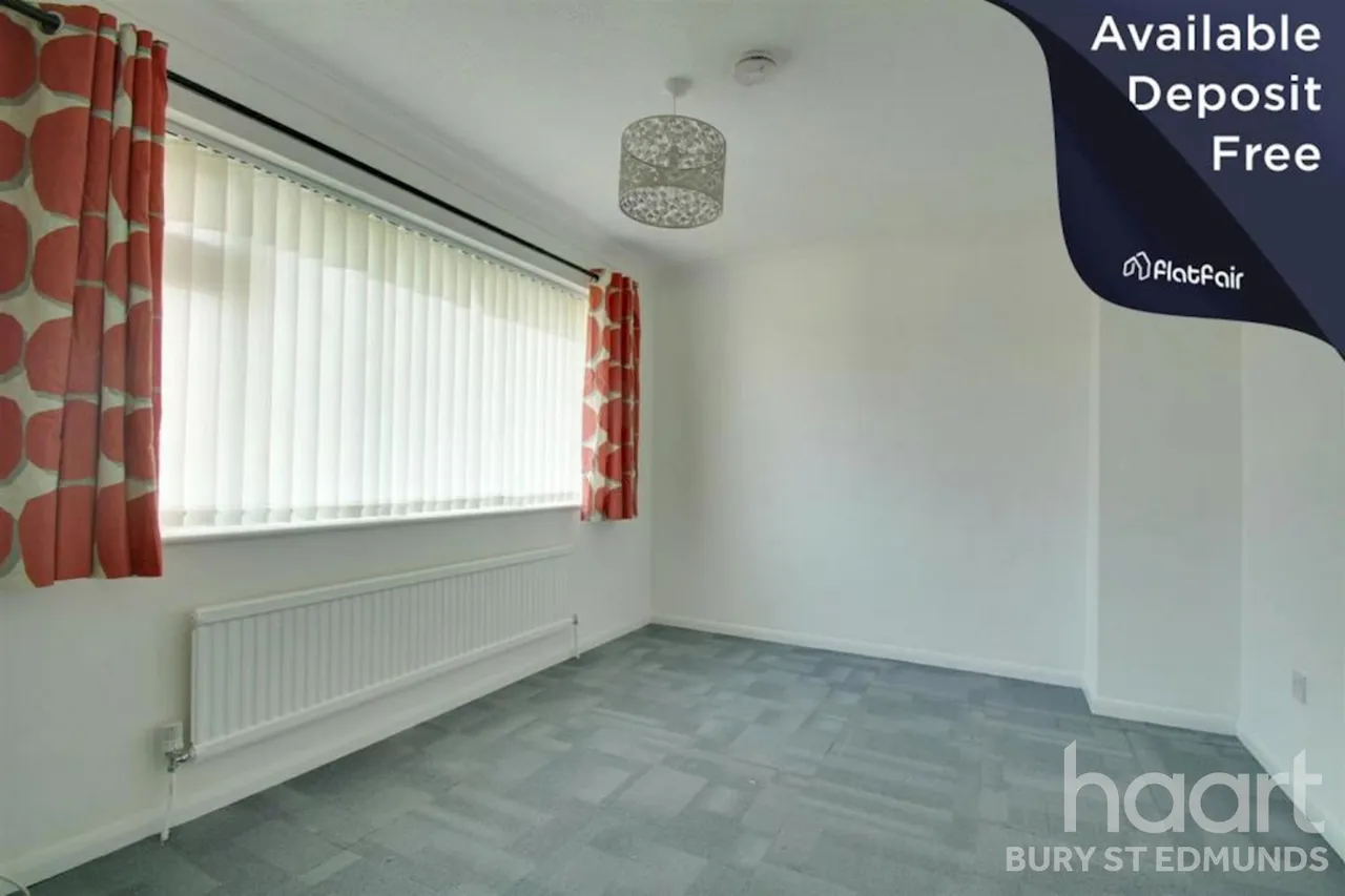 Bury Park Drive, Bury St Edmunds, IP33, photo 3