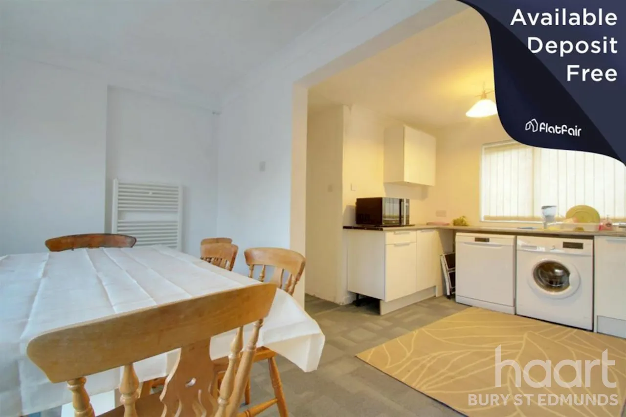 Bury Park Drive, Bury St Edmunds, IP33, photo 5