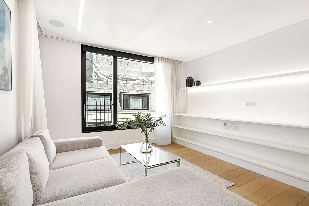 Rathbone Place, London, W1T, photo 4
