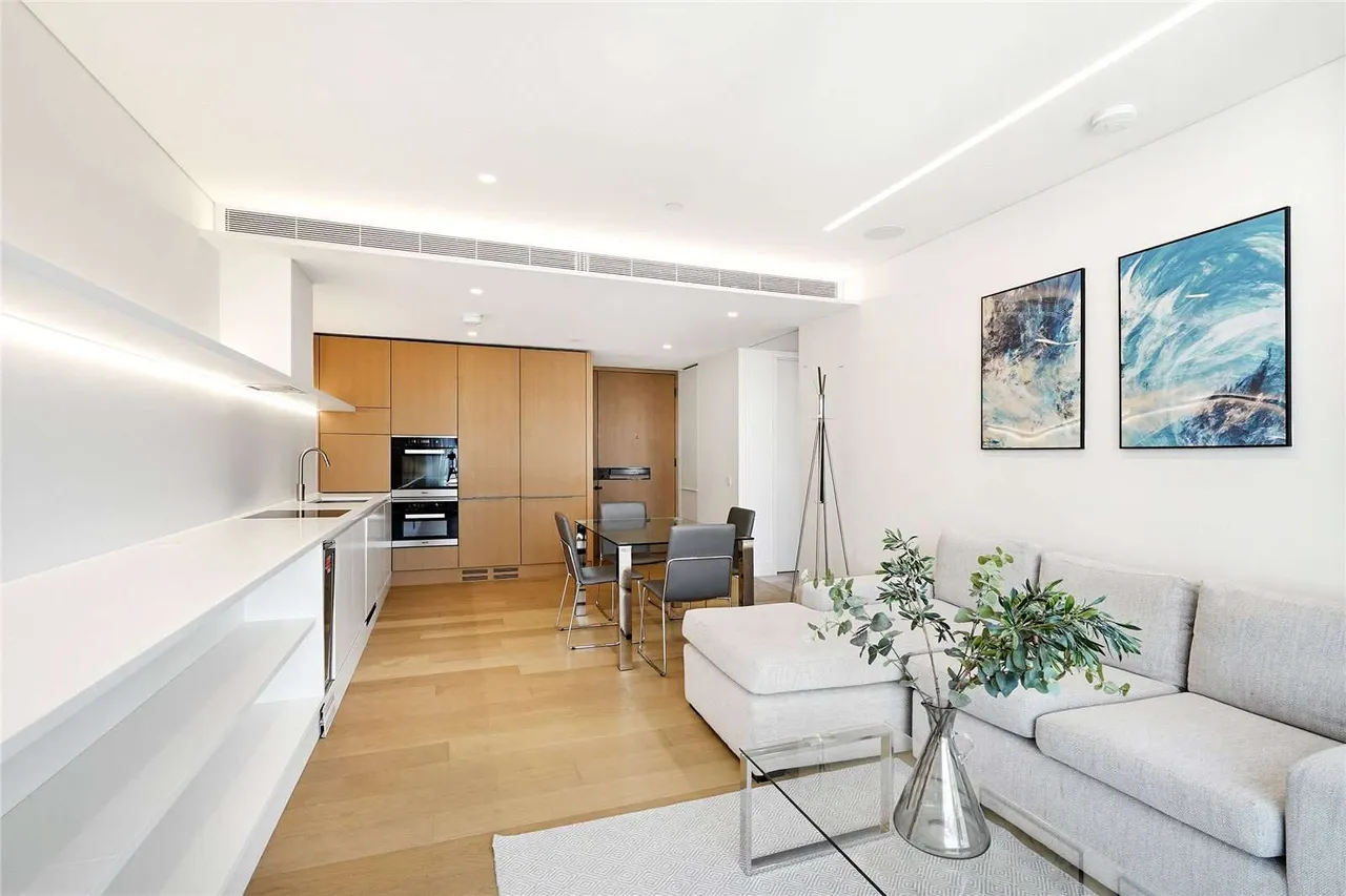 Rathbone Place, London, W1T, photo 6
