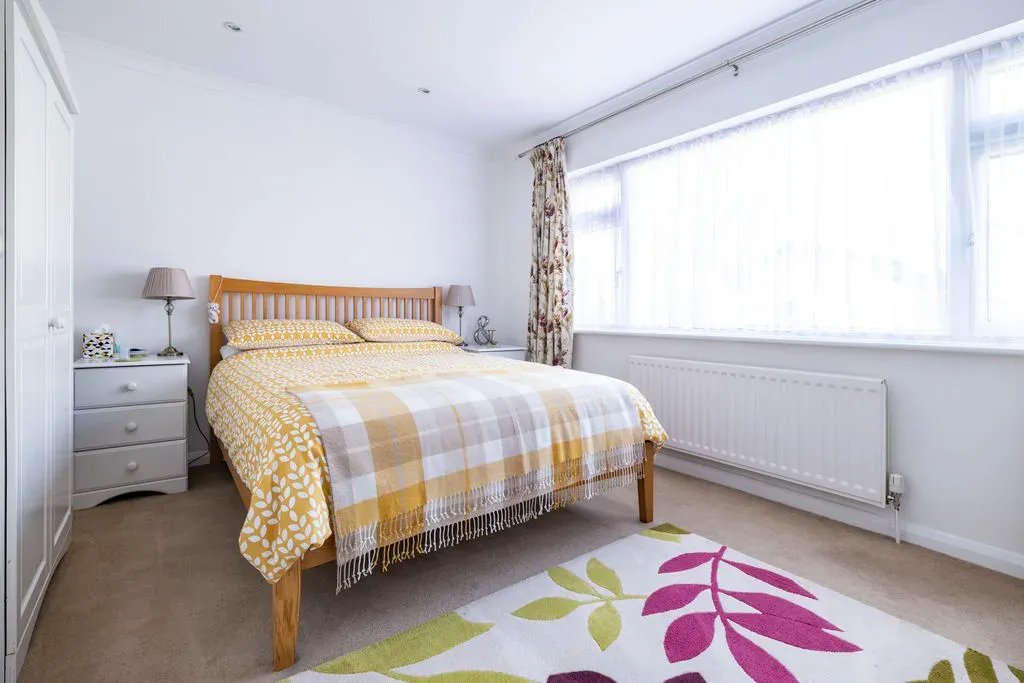 Windmill Hill Drive, Bletchley, Milton Keynes, Buckinghamshire, MK3 7RJ, photo 15