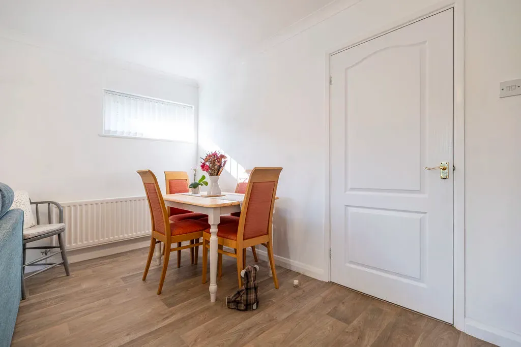 Windmill Hill Drive, Bletchley, Milton Keynes, Buckinghamshire, MK3 7RJ, photo 21