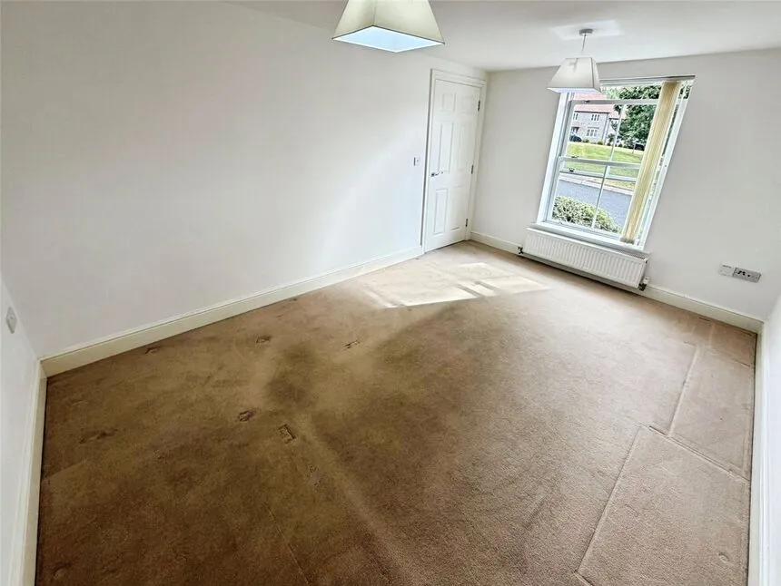 Hillcrest Gardens, Exmouth, Devon, EX8, photo 3