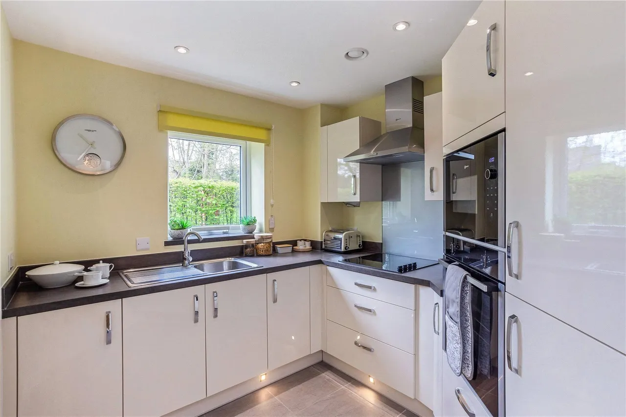Reading Road, Henley-On-Thames, RG9, photo 7