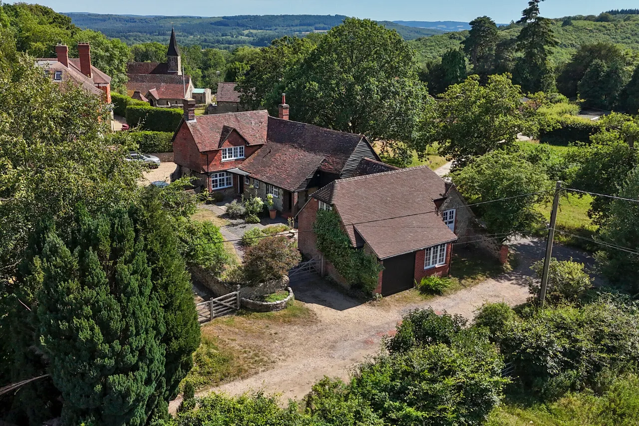 Linchmere, Haslemere, GU27, photo 12