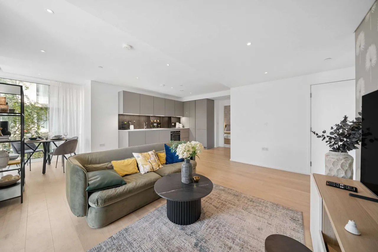 2 bed new development for sale — York Place, London, SW11 3JD