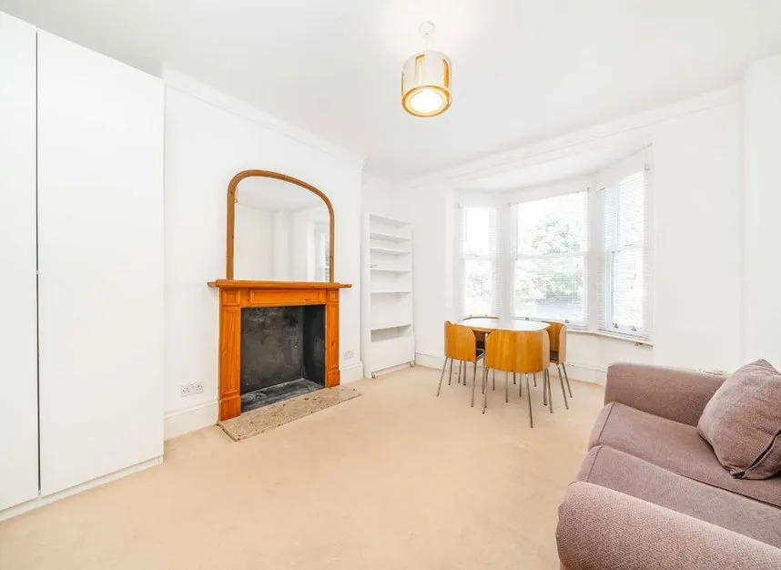 Cambridge Road South, Chiswick, W4, photo 2