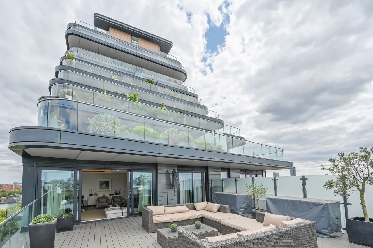 1101 Park Vista Tower, 3 Cobblestone Square, London, photo 10