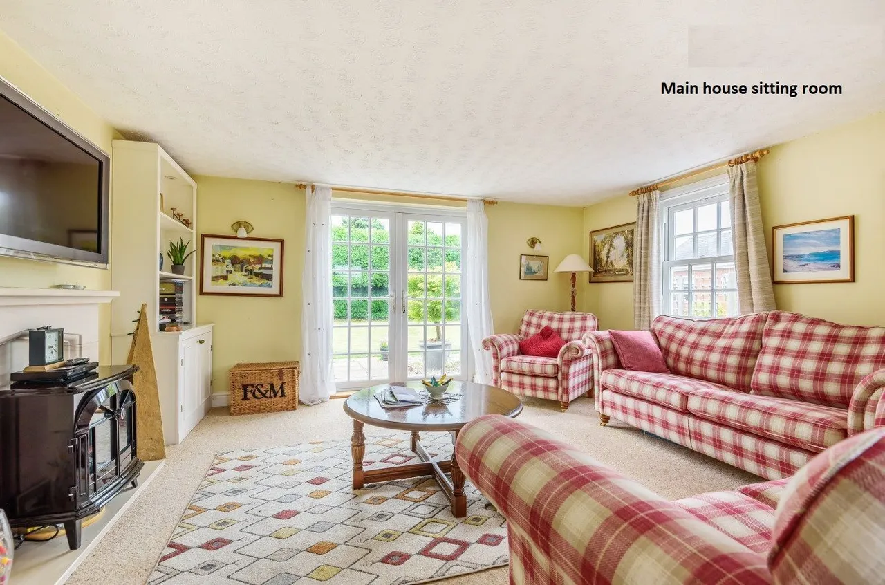 High Street, Chapmanslade, BA13, photo 3