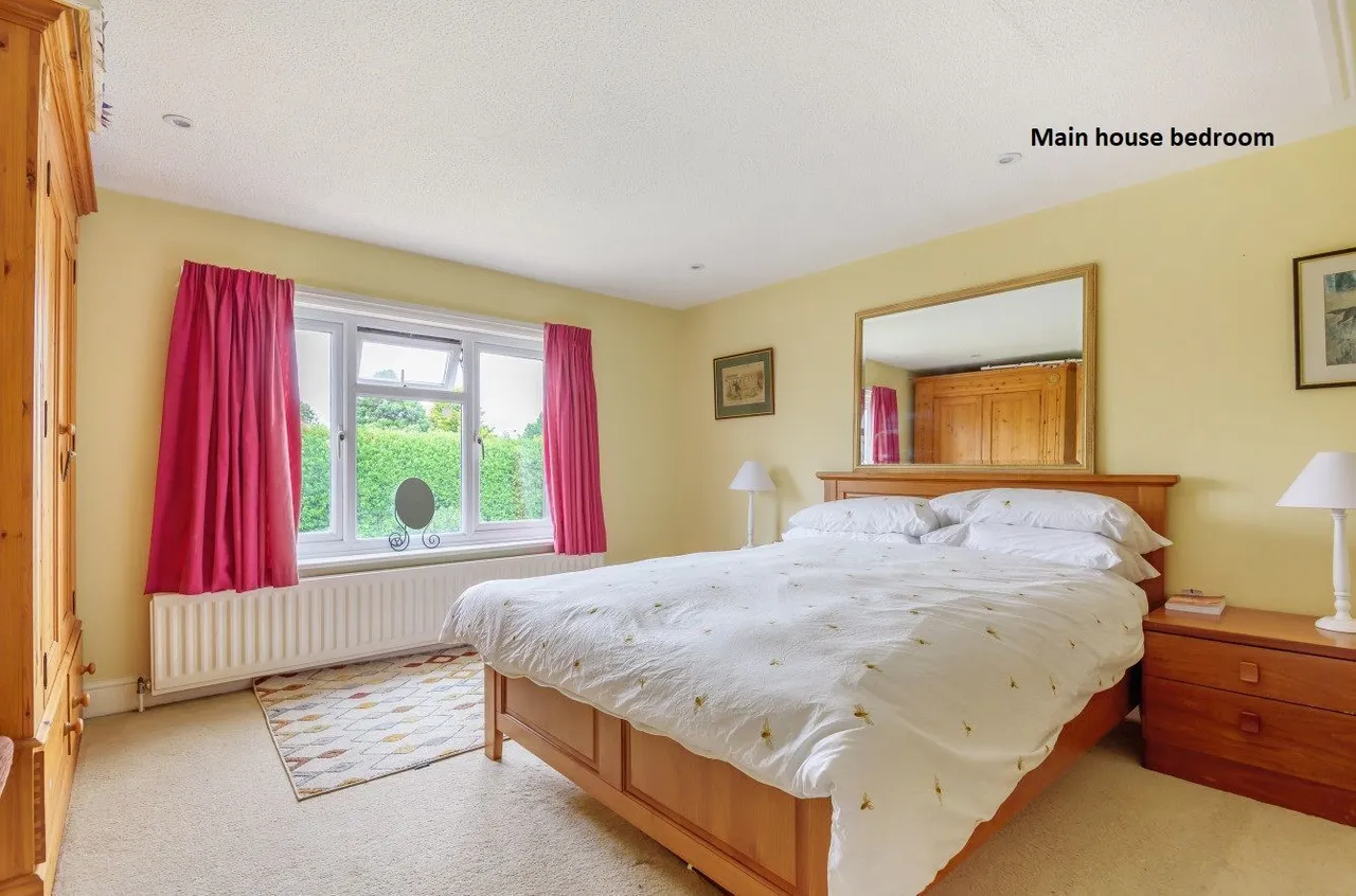 High Street, Chapmanslade, BA13, photo 7