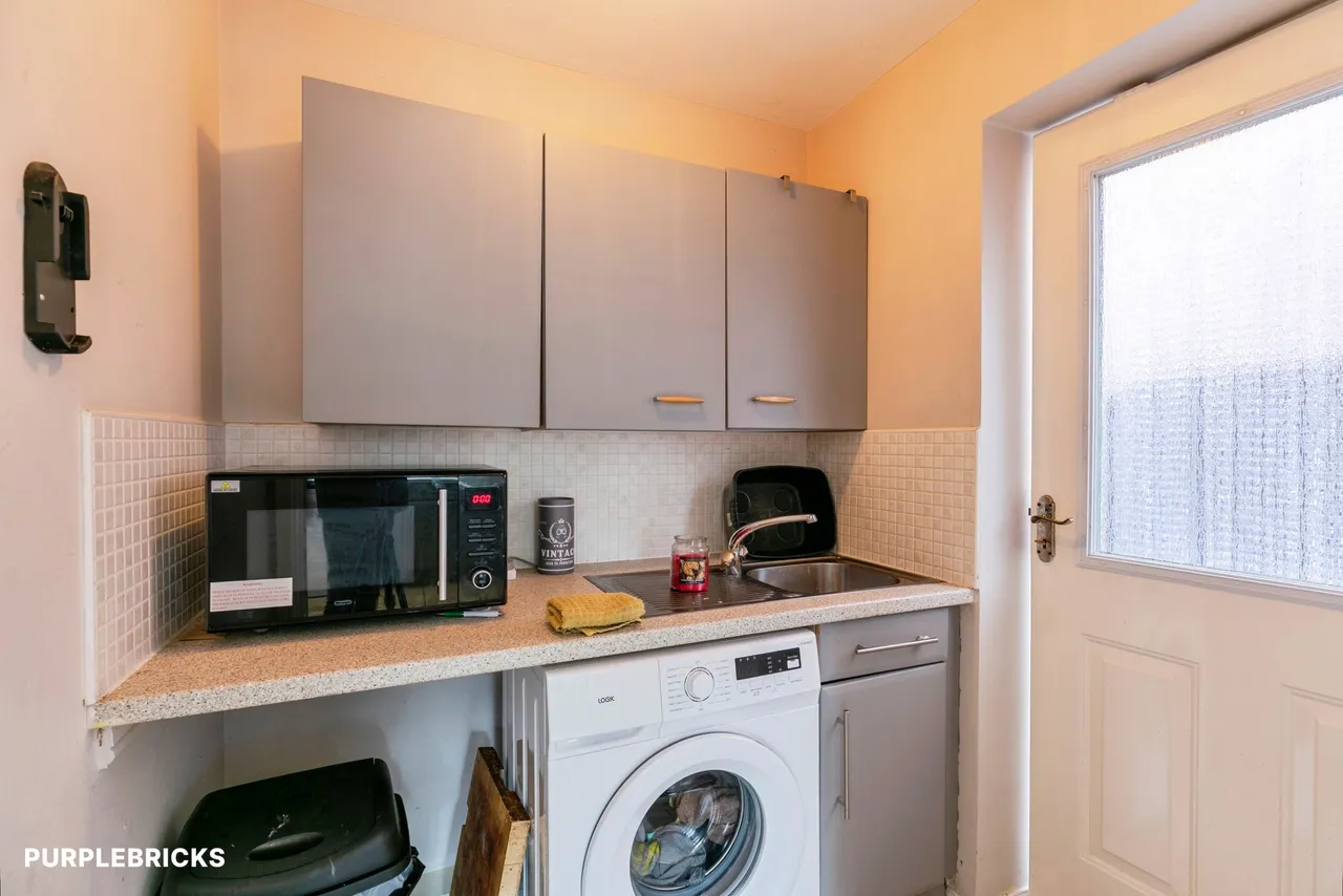 Westmoor Close, Rotherham, S63, photo 17