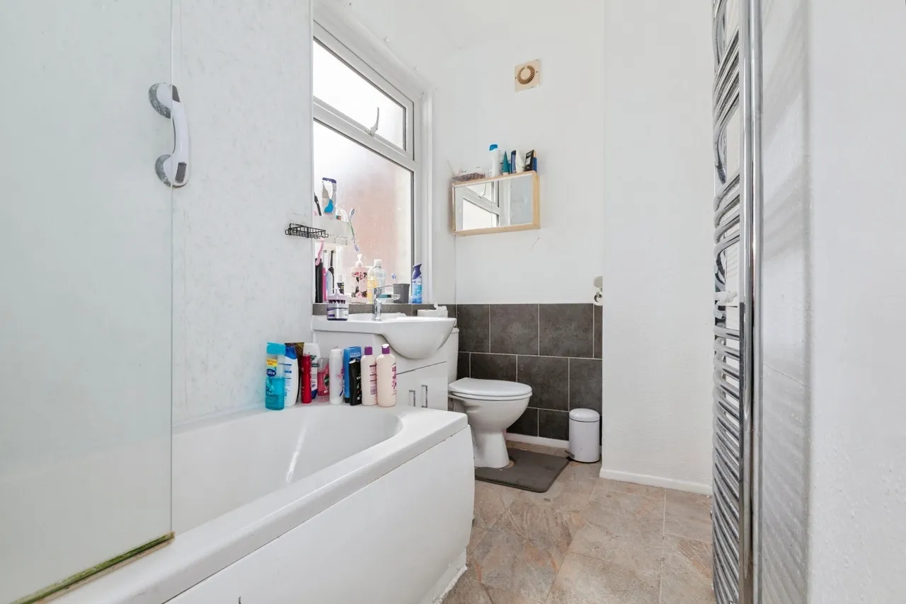 Seagrave Road, Sileby, LE12, photo 13