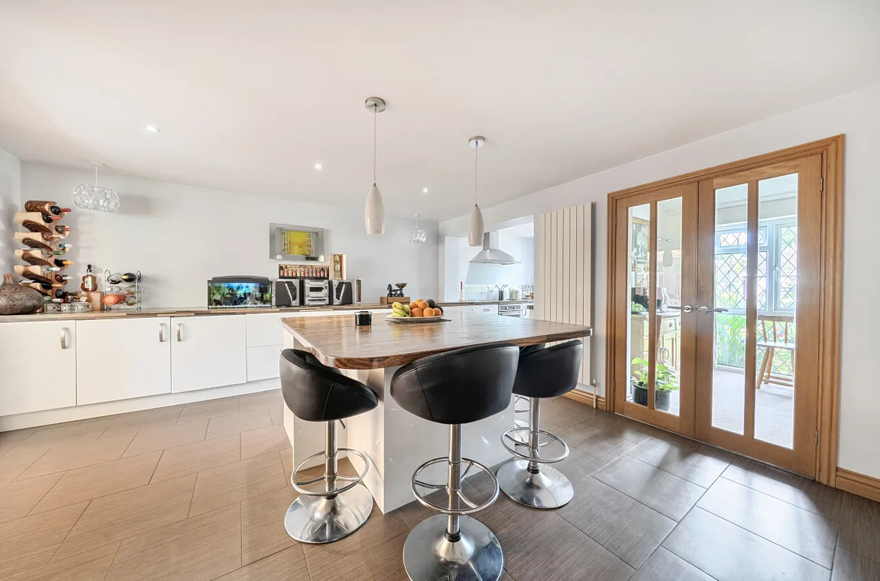 Verran Road, Camberley, Surrey, GU15 2ND, photo 3