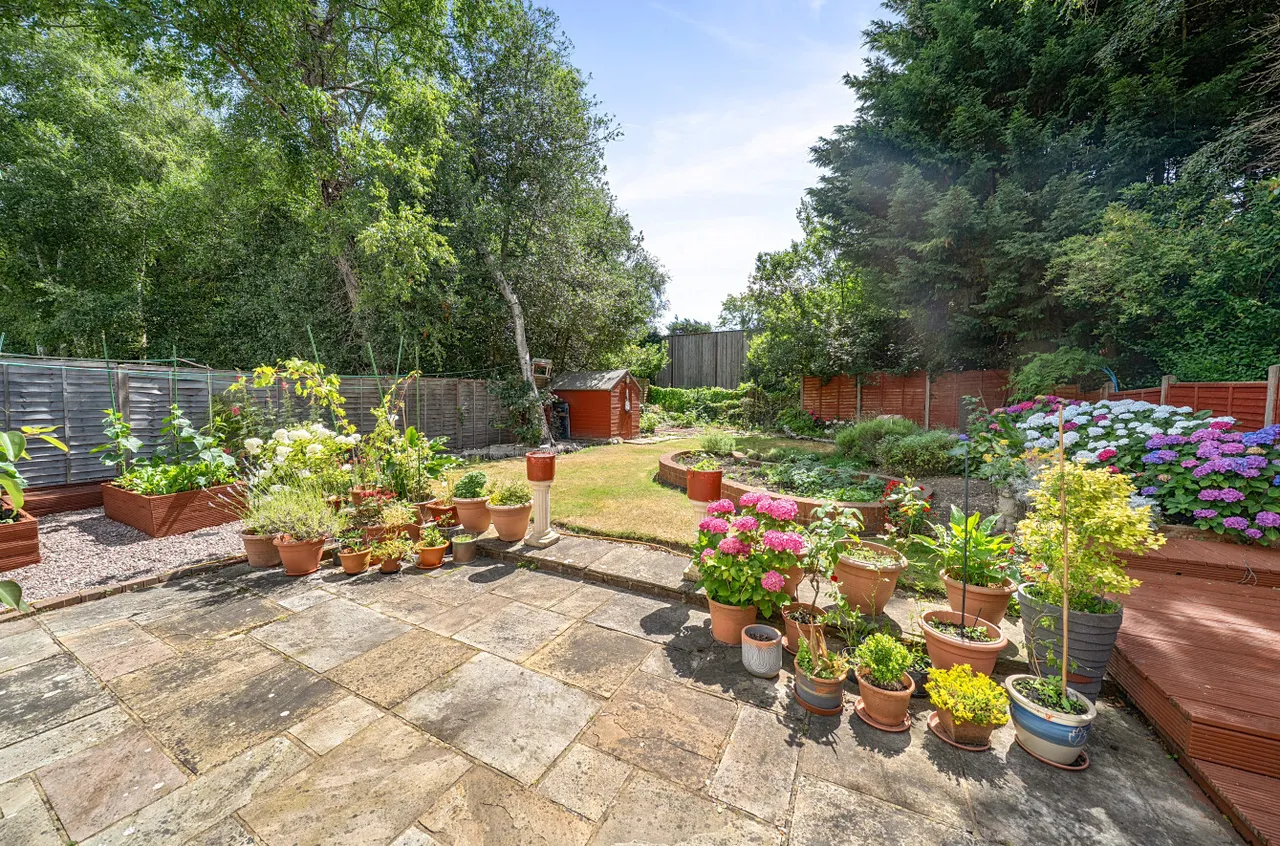 Verran Road, Camberley, Surrey, GU15 2ND, photo 10