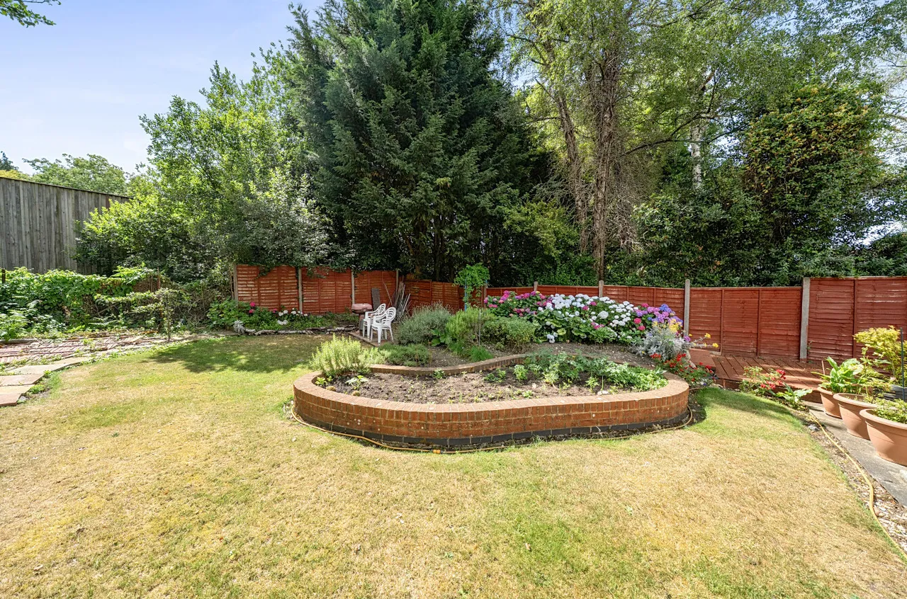 Verran Road, Camberley, Surrey, GU15 2ND, photo 12