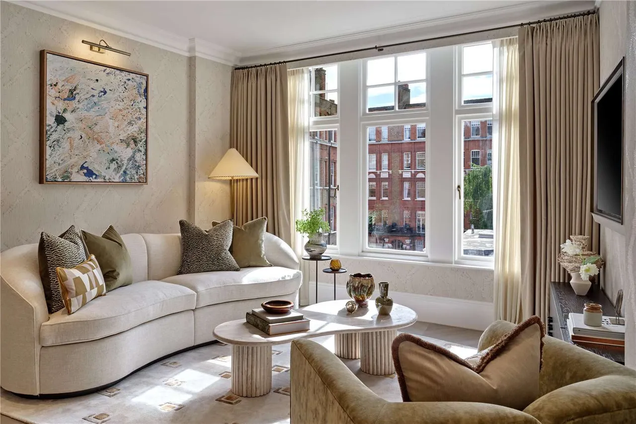 1 bed new development for sale — Allen House, 8 Allen Street, London, W8 6BH