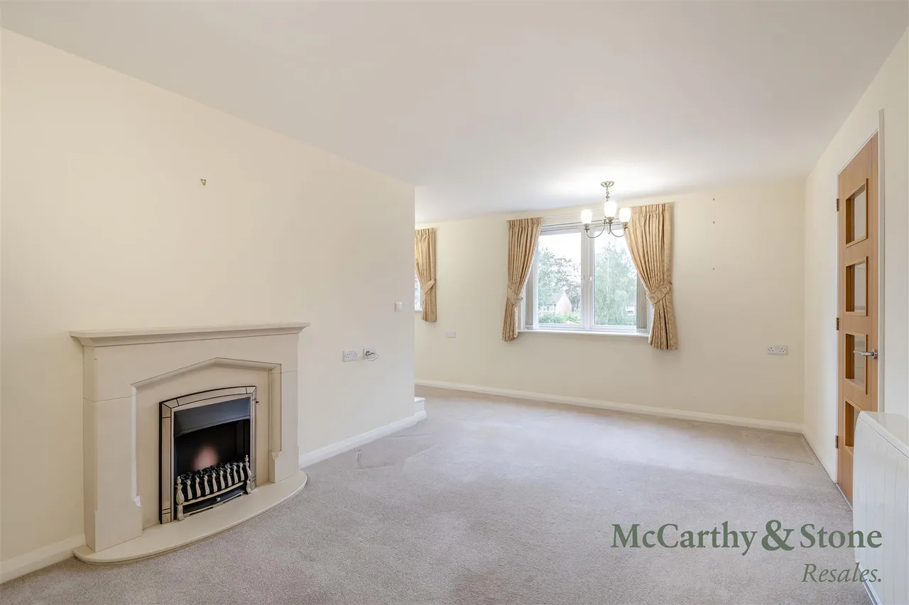 Wilmslow Road, Handforth, SK9, photo 20