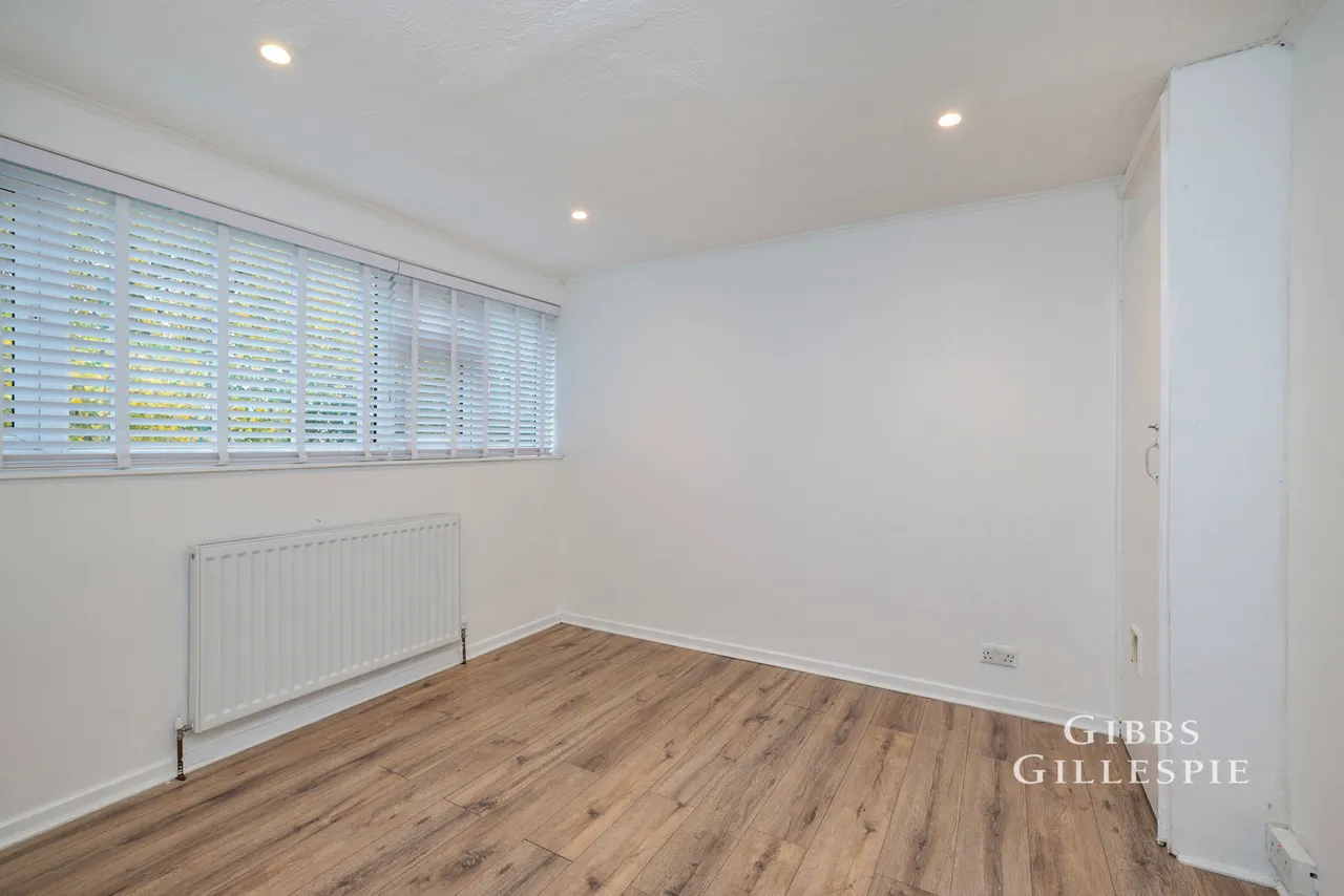 Link Way, Denham Fees Apply, UB9, photo 8