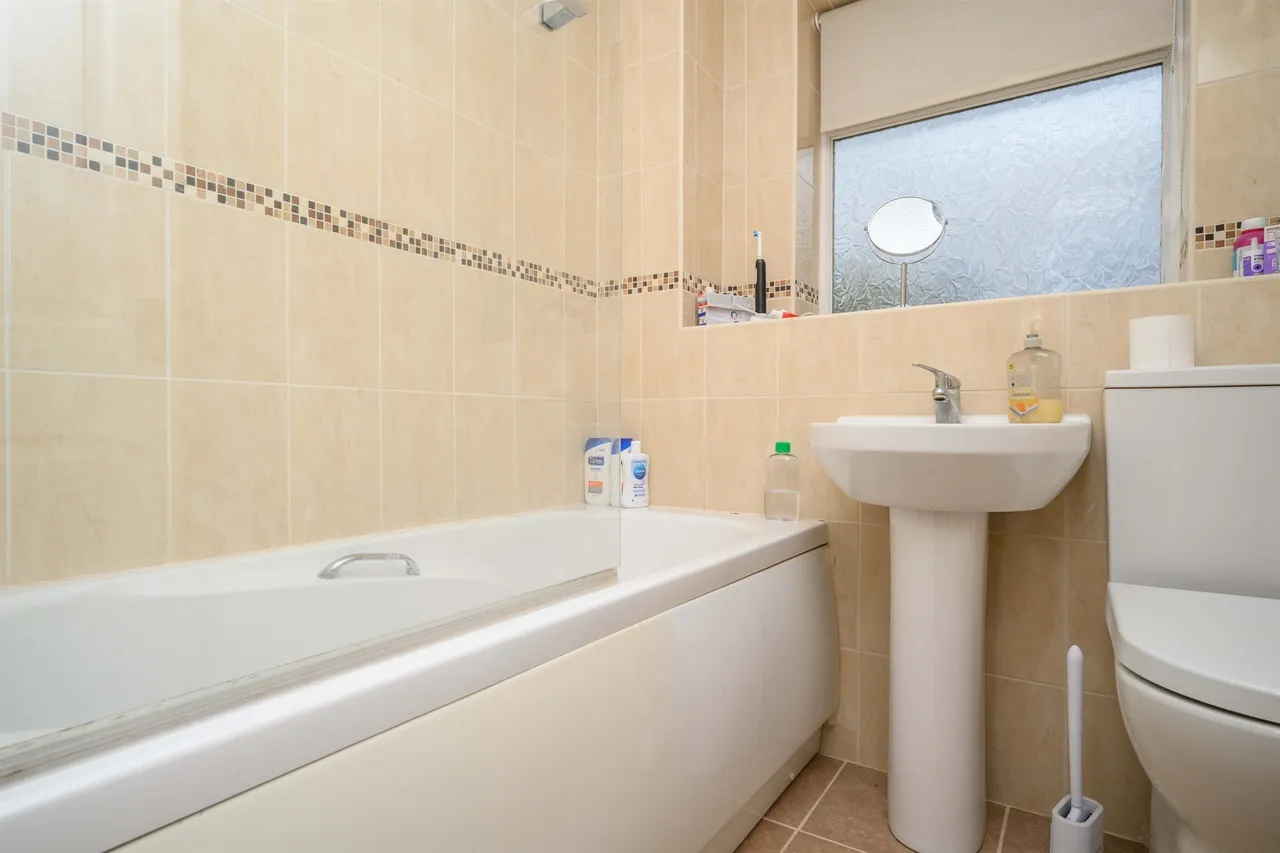 Thoday Close, Kettering, NN14, photo 6