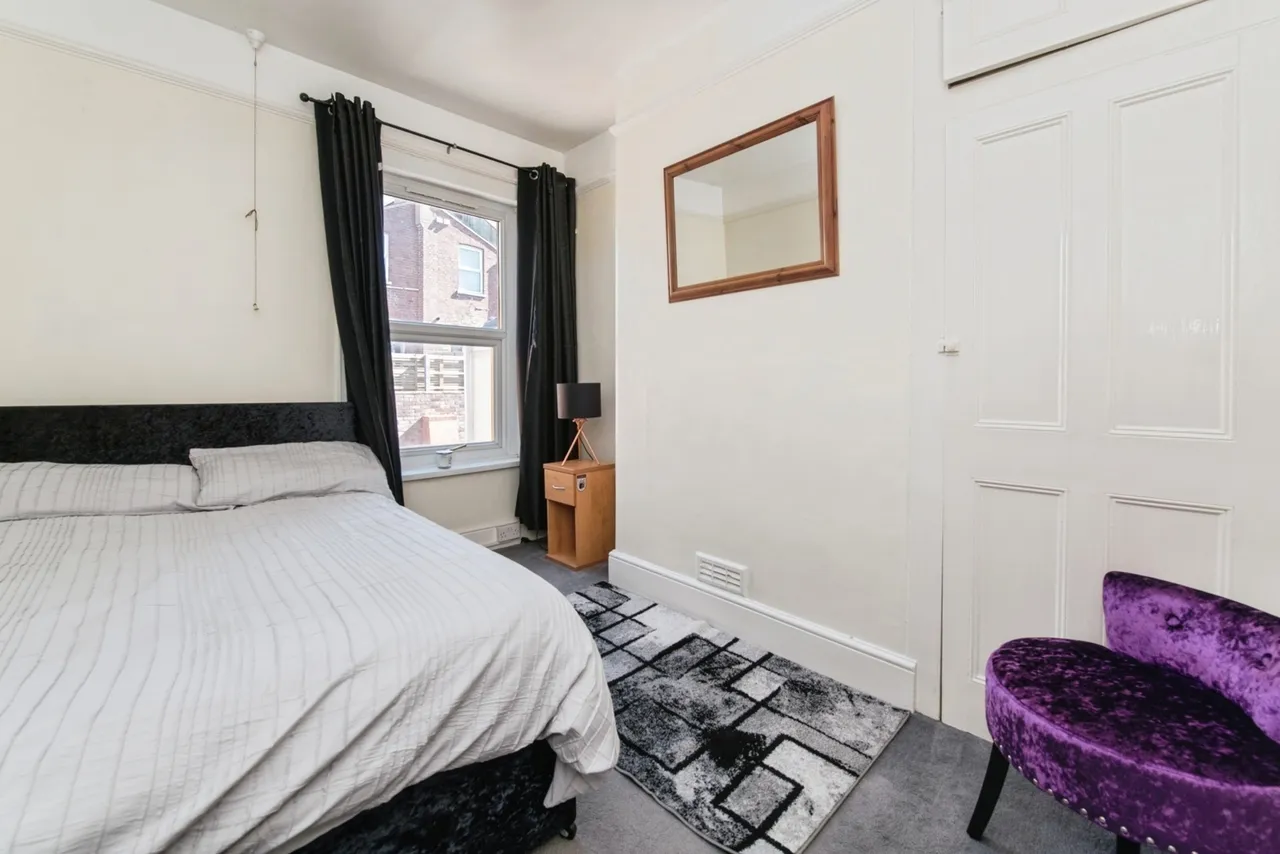 Holloway Street, Exeter, EX2, photo 13